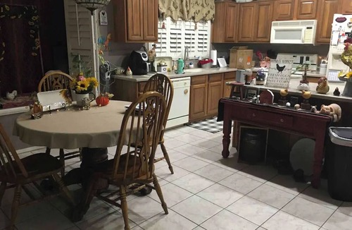 Fletcher Heights House | Malie Cozy Queen Retreat, Comfort, Savings & Peaceful Stay Private Room