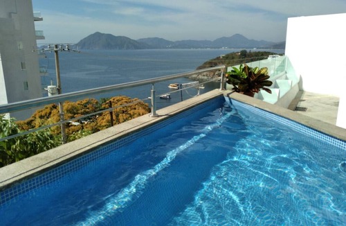 Las Hadas House | Manzanillo Private Plunge Pool Ocean Views