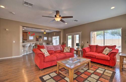 Maricopa House | Maricopa Home w/Outdoor Seating, 2 Mi to Golf!