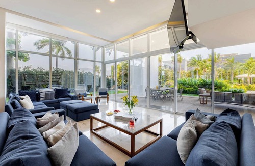 Marina Vallarta Condo | Marina Vallarta Garden House | Ocean & Pool Vibe