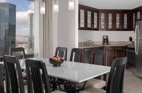 Las Vegas Condo | Marriott Grand Chateau | Three 3BR/3BA Villas