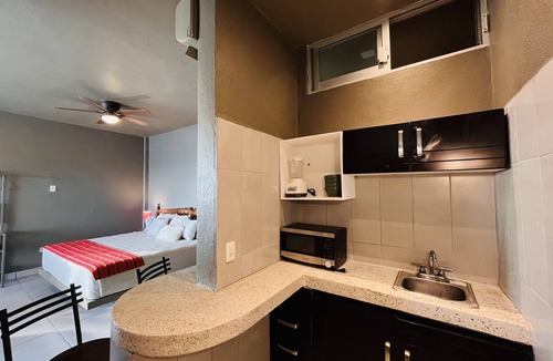 Manzanillo Hotel | Marthas Suites & Hotel