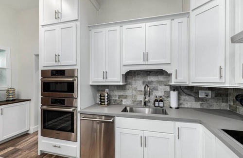 Desert View Village House | Massive Estate, Pickle Ball, Splash Pad, Mini Golf