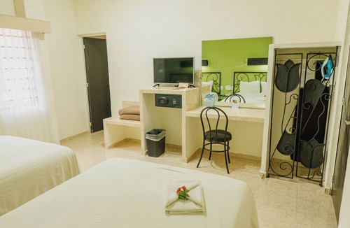 Palenque Hotel | Maya Tulipanes Express