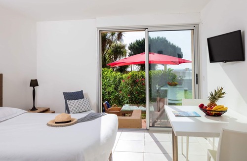 Santa-Lucia-di-Moriani Apartment | MB2 sans vue mer by Interhome