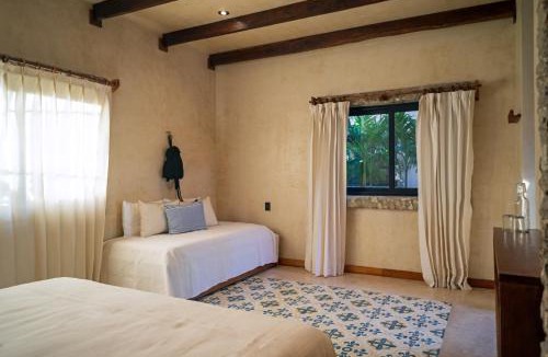 El Cuyo Hotel | Mero Mero Hotel