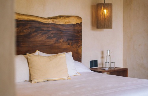 El Cuyo Hotel | Mero Mero Hotel