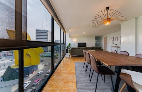 Cuauhtemoc Apartment | Mid-Century Gem Prime Location Near Dining & Shops