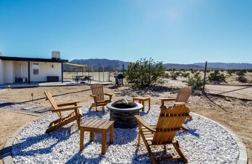 Wonder Valley House | Mid-Century Magic with Mountain Views