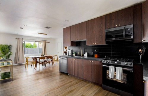 Village Grove House | Mid-century Modern Scottsdale Home w/Heated Pool