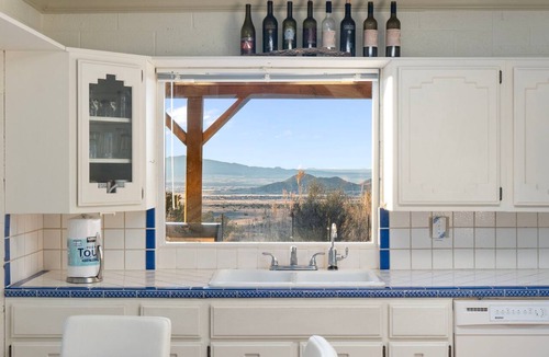 Dewey House | Mingus Mountain Views | Sauna | Near Jerome