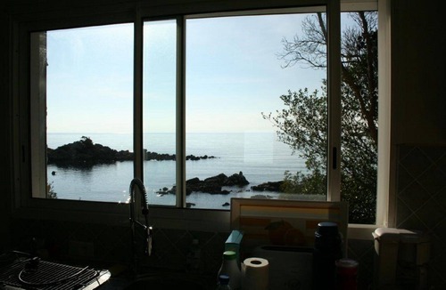 Favone Villa | Mini villa 2 people, ground floor, feet in the water direct access to the beach
