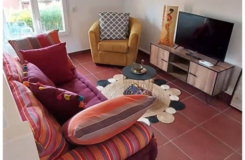 Prunete Cabin | Mini Villa between Sea and Mountain close to all amenities on the Costa Verde