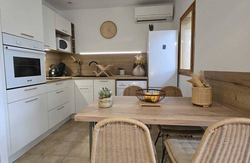 Serra-di-Ferro Villa | Mini villa vue jardin dans résidence calme* wifi, piscine, mer à pied.