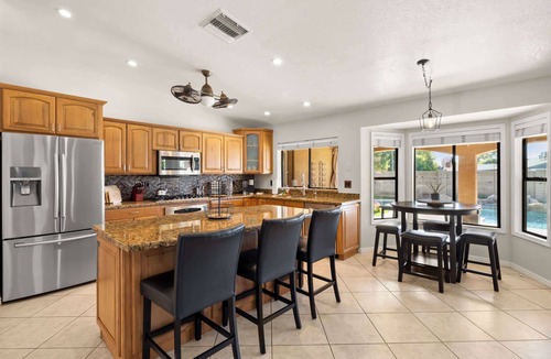 Deer Valley House | Mins to Staduim w/Pool & Man Cave Outdoor Grill