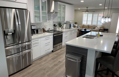 Scottsdale Estates Three House | Minutes Old Town * Mini Golf * Pool Spa * Bikes