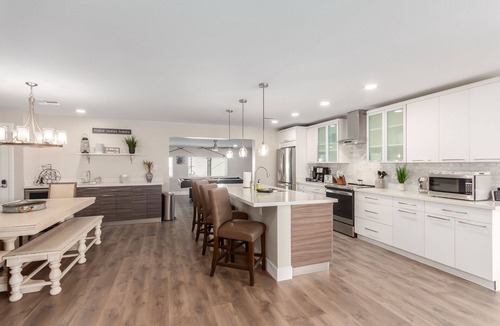Scottsdale Estates Three House | Minutes Old Town * Mini Golf * Pool Spa * Bikes