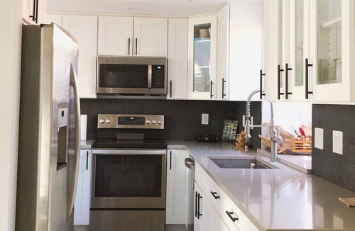 Paradise Valley Village House | Modern 2-bedroom townhome in sunny Scottsdale near Mayo Clinic