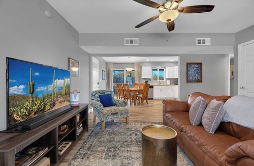 Limberlost House | Modern 3BR House w/Fast WiFi & Large Backyard