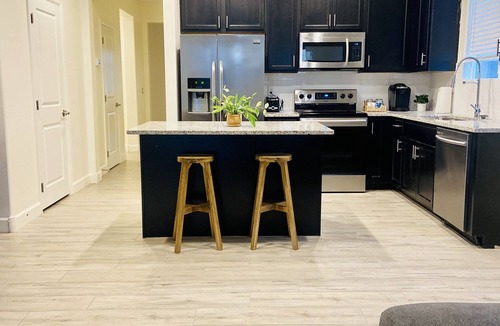 San Tan Valley House | Modern 4BR near AZ Athletic Grounds, Queen Creek, Schnept Farms