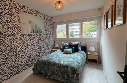 Sallanches Apartment | Modern Alpine Gem Flat with mountain views