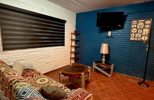 Colonia 5 de Diciembre Apartment | Modern and Cozy Rustic Loft