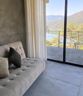 El Santuario Apartment | Modern Boutique Loft with Lake View