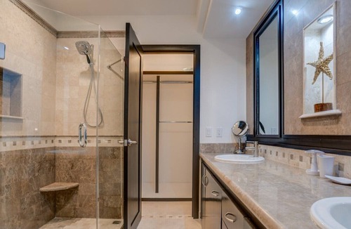 Las Conchas Condo | Modern Condo at Linda Vista in Las Conchas 2BR/2BA