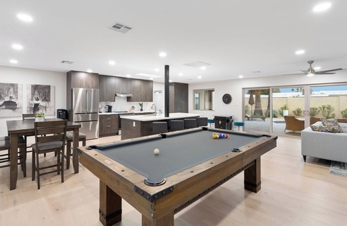 Raskin Estates House | Modern Kierland Oasis – Heated Pool, Games, Walk to shopping & dining!