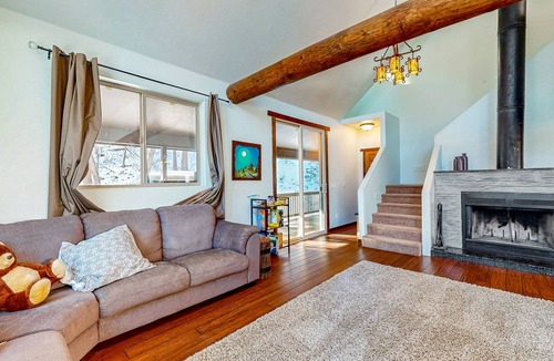 Iron Springs Cabin | Modern mountain cabin with forested views, play loft & deck - dog-friendly