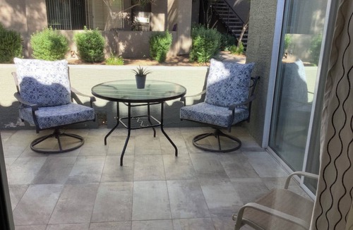 Deer Valley Condo | Modern Resort Condo, Pools, hot tubs, quiet, not on street, near both 101/I-17,