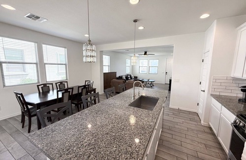 Surprise House | Modern Retreat - Pool - Fire Pit - Near Lake - Surprise Stadium - Near Sports