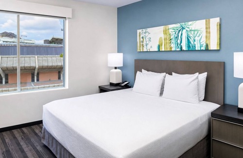 Tempe Hotel | Modern Suite Ideal for ASU Visits & Local Exploring - 4 Units