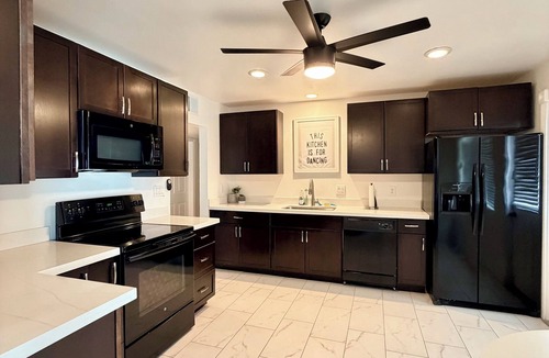 Tempe House | Modern Tempe Retreat! Just minutes to ASU & Downtown