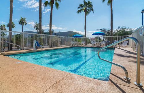 Chandler Hotel | Motel 6 Chandler, AZ