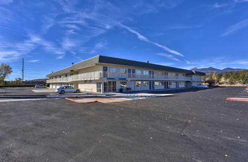 Flagstaff Hotel | Motel 6-Flagstaff, AZ - Butler