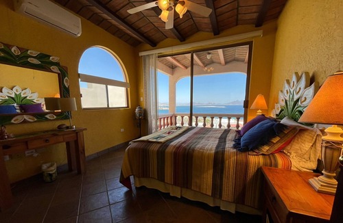 Caracol Turistico House | Multilevel home on top of Caracol Peninsula with beautiful views of San Carlos..