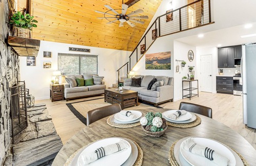Munds Park House | Munds Park Oasis w/Hiking Access & Fire Pit