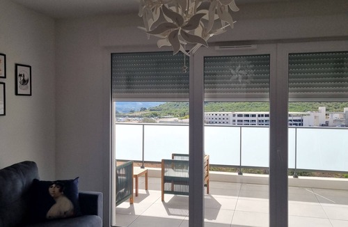 Mezzavia Apartment | Napoland, modern T2 apartment with large terrace and private garage