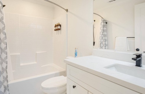 Temecula Cabin | Native Falls Cabin (2BR Deluxe) - 2 bedroom, 1 bath Deluxe Cabin