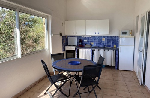 Favone Apartment | N°17-Apartment-Ensuite with Shower-Sea view