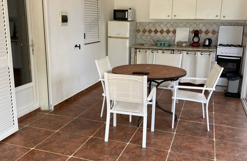 Favone Apartment | N°2-Apartment-Ensuite with Shower-Sea view