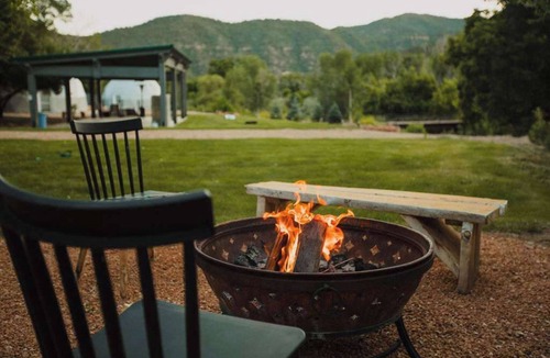 Glendale Cabin | Near National Parks, hot tub & sauna. Sleeps 30