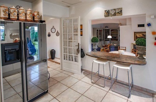 Saint-Etienne-du-Gres House | Near St-Rémy-de-Provence, holiday villa with nice pool, pets welcome (1).