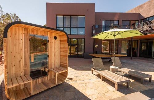 West Sedona Villa | NEW! 1 Acre West Sedona Estate Spa Game Room Stunning View Direct Trail Access!