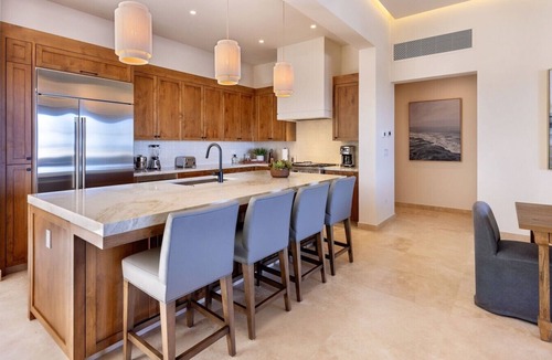 Los Cangrejos II y III Villa | New 4BR Ocean View Villa with Airport Transport