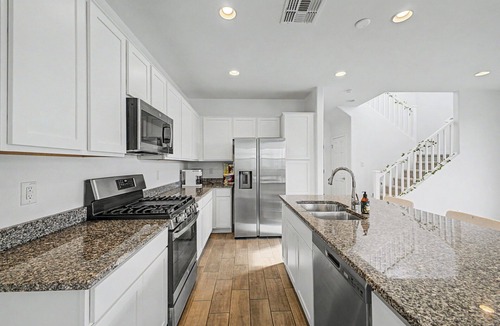 Estrella Village House | New Build 3BR 3BA/Private Golf-Putt Backyard/Pool