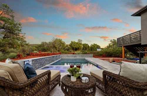 West Sedona Apartment | NEW! heated pool/spa, fire pit, stargazing