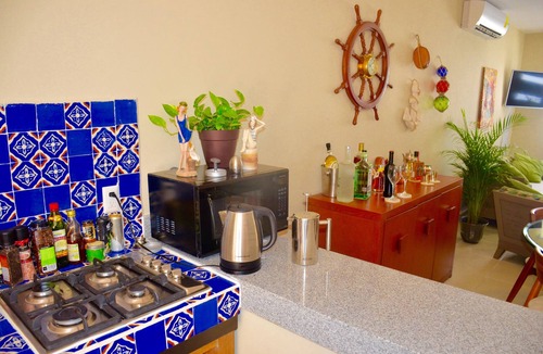 Puerto Morelos House | New house with a maritime atmosphere, large terrace and Mexican colors