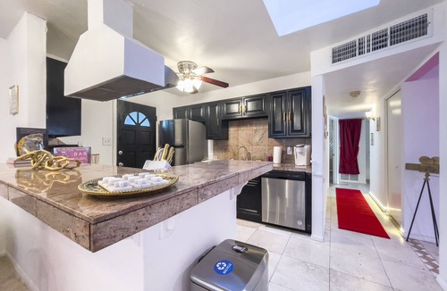 Papago Parkway House | NEW! #InstaglamAZ | 4Br/2b Selfie House Scottsdale